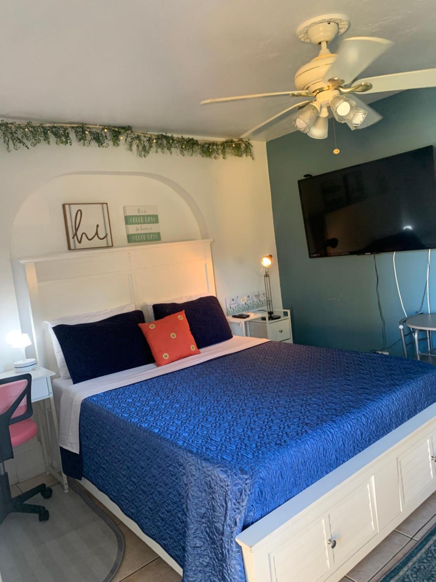Mini Studio: 10 Min/Siesta Key/Private Entrance/ Σεϊρασότα Εξωτερικό φωτογραφία